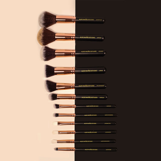 Colección de 15 Brochas Profesionales para Maquillaje